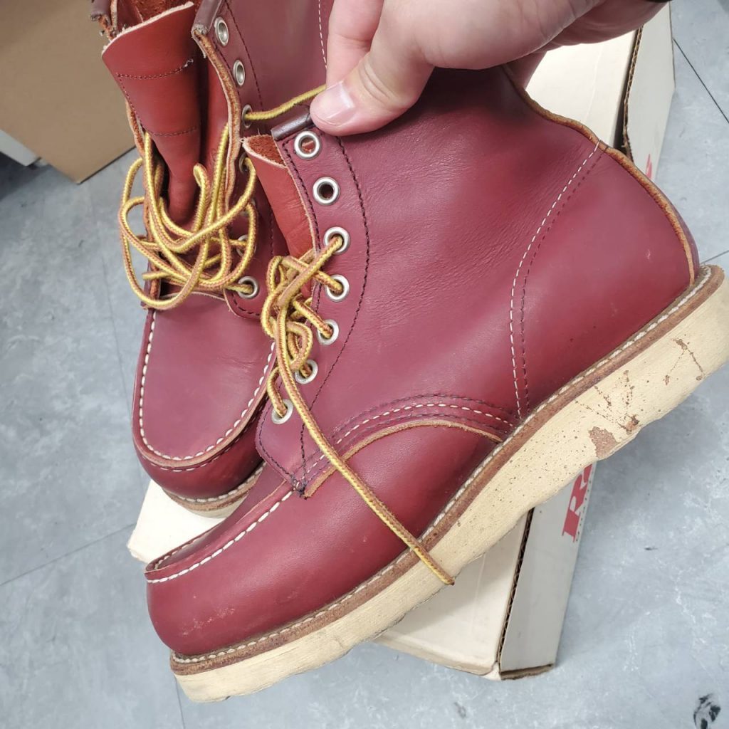 レッドウィングスのブーツ査定価格2.5千円でした